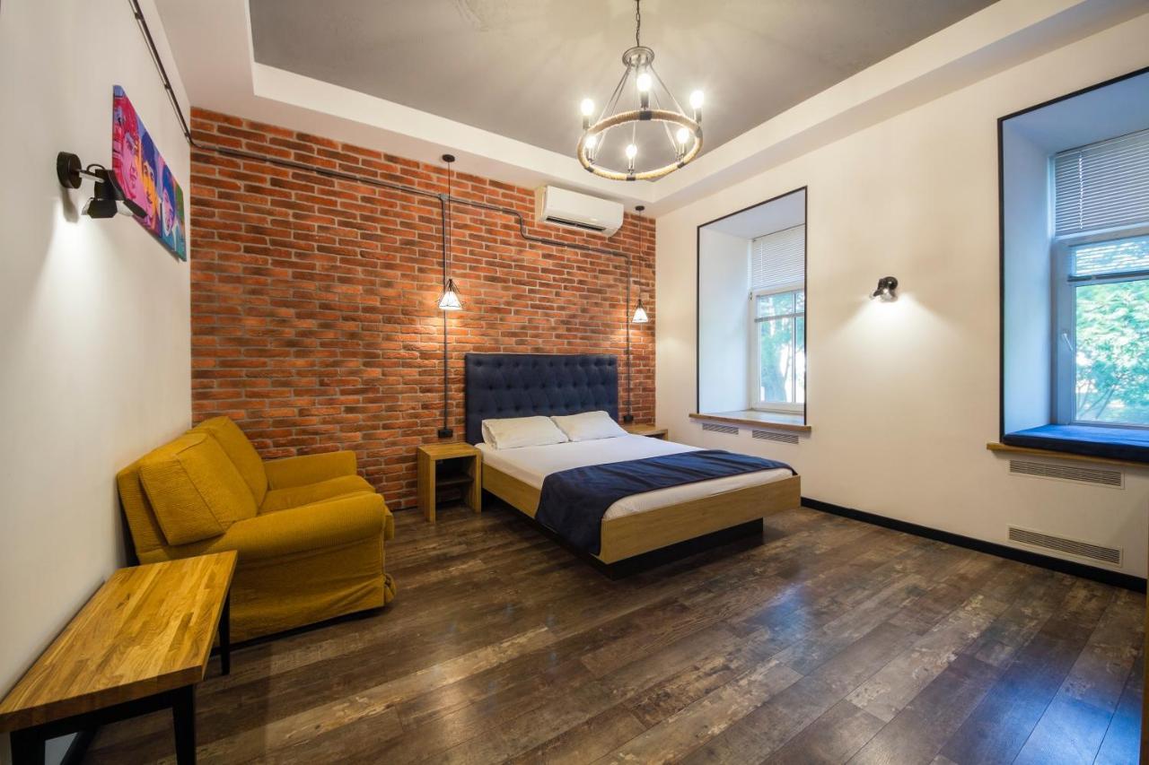 Self Check-In Apartments Near Landscape Alley Kijev Kültér fotó